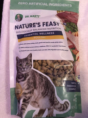 Dr. Marty Nature's Feast bolsa de comida para gatos, promueve energía y pelaje brillante.
