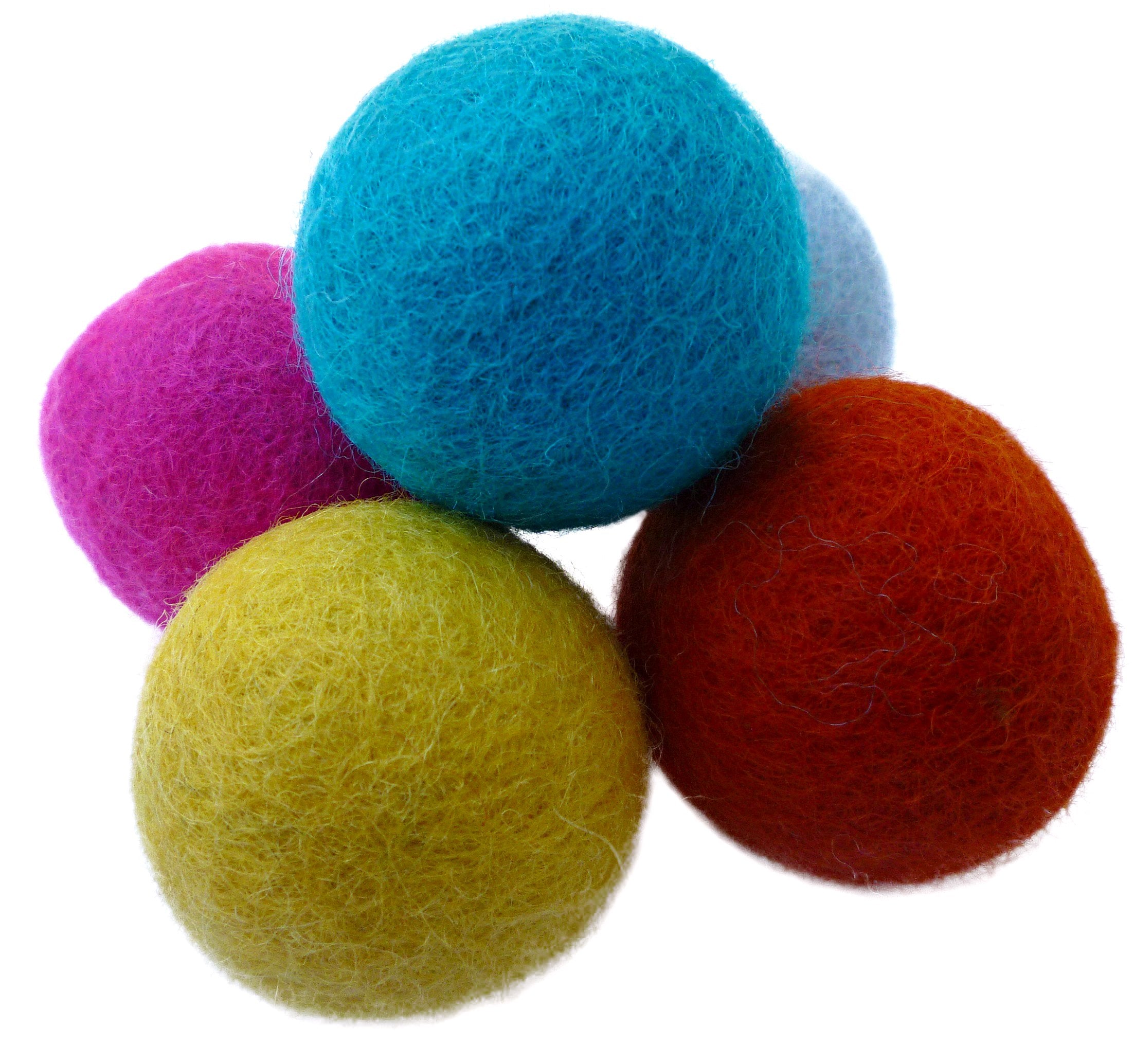 Bola de gato Earthtone Solutions silenciosa, ideal para juego tranquilo en interiores.