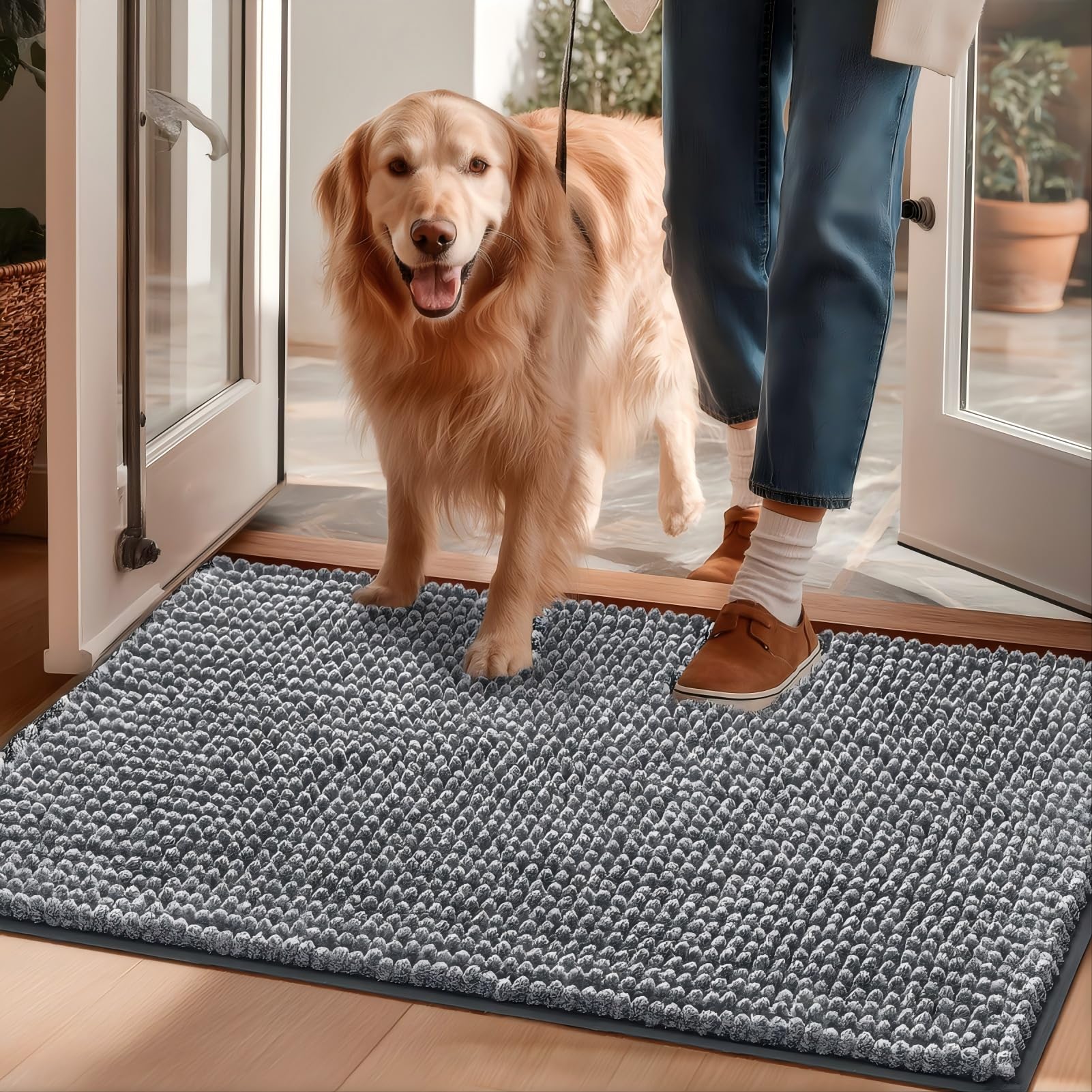 Alfombra de entrada EHEYCIGA absorbente para mantener seco el suelo.