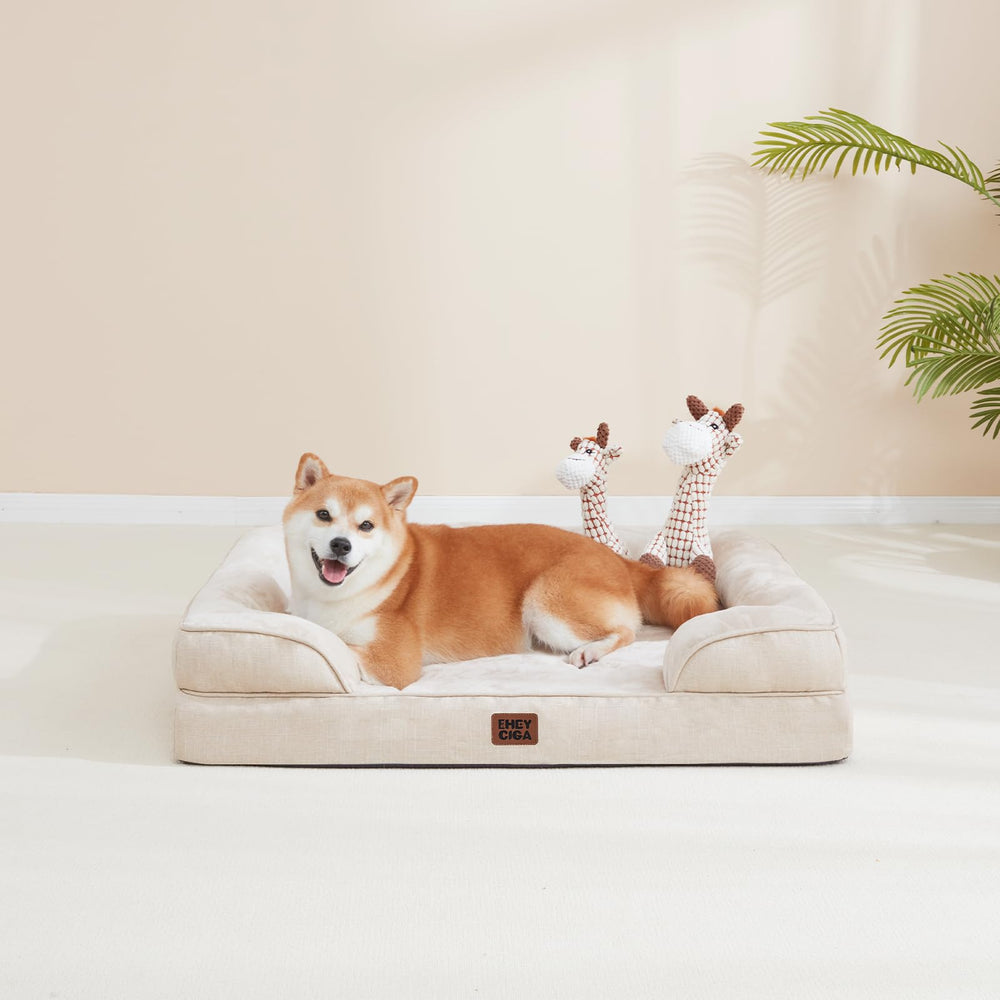 Diseño cómodo de la cama EHEYCIGA disponible en tallas para perros.