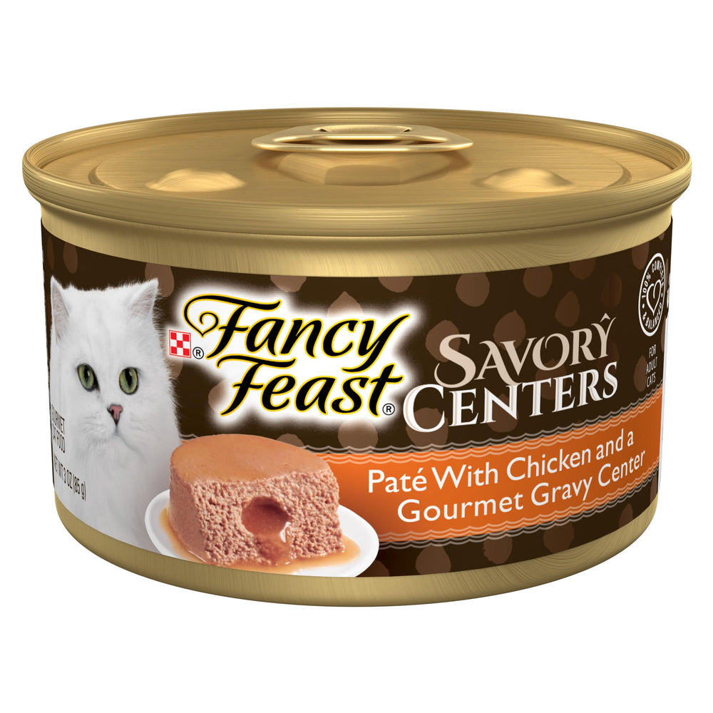 Fancy Feast Centros Sabrosos Pate con Pollo, centro de salsa, sabor gourmet diario.
