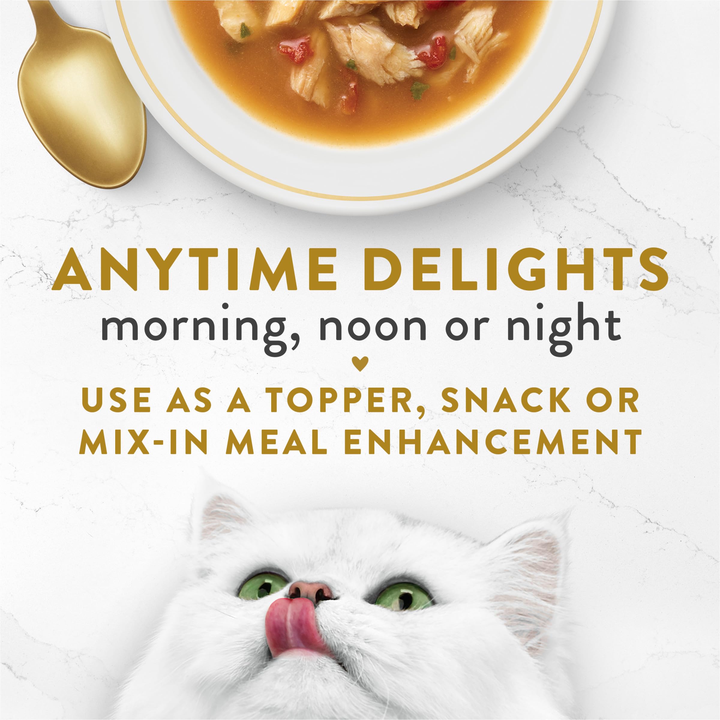 Fancy Feast servir caldo sobre comida húmeda para aumentar jugosidad