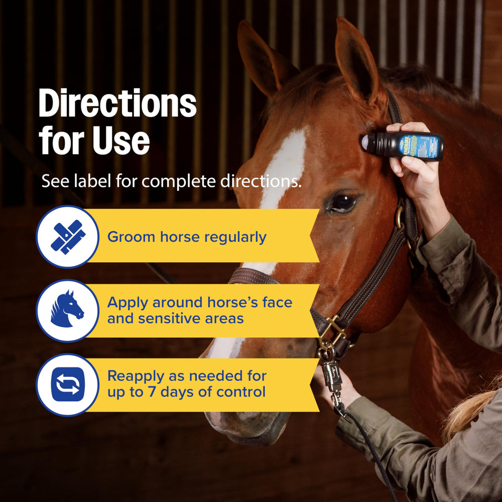 Farnam Endure Roll-On en las orejas para mantener insectos alejados.