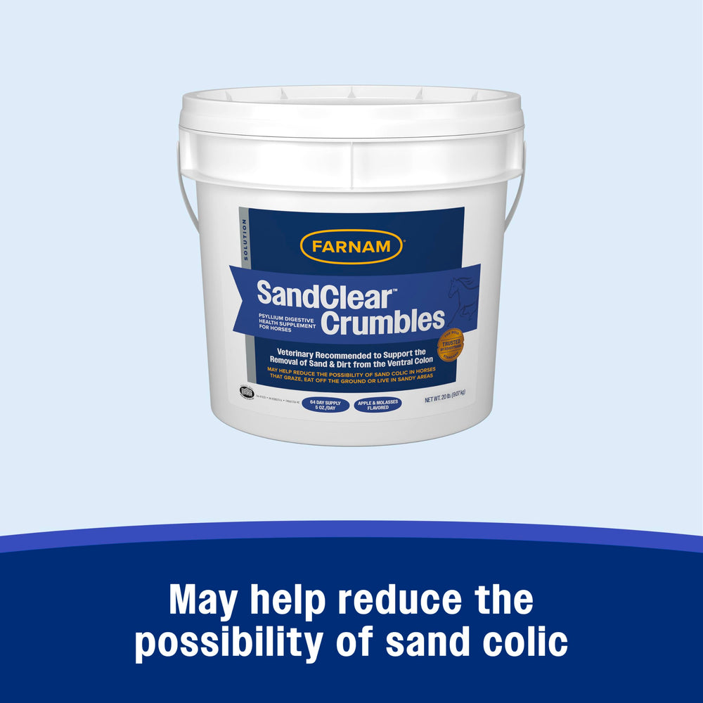 Caballo ingiriendo Farnam SandClear Crumbles mezclado en la comida