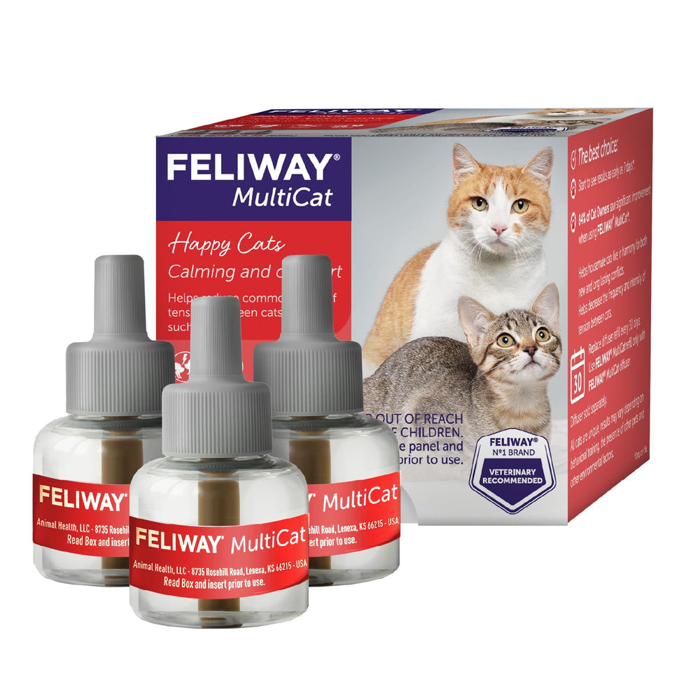 Feliway MultiCat: difusor encendido promueve calma entre gatos.