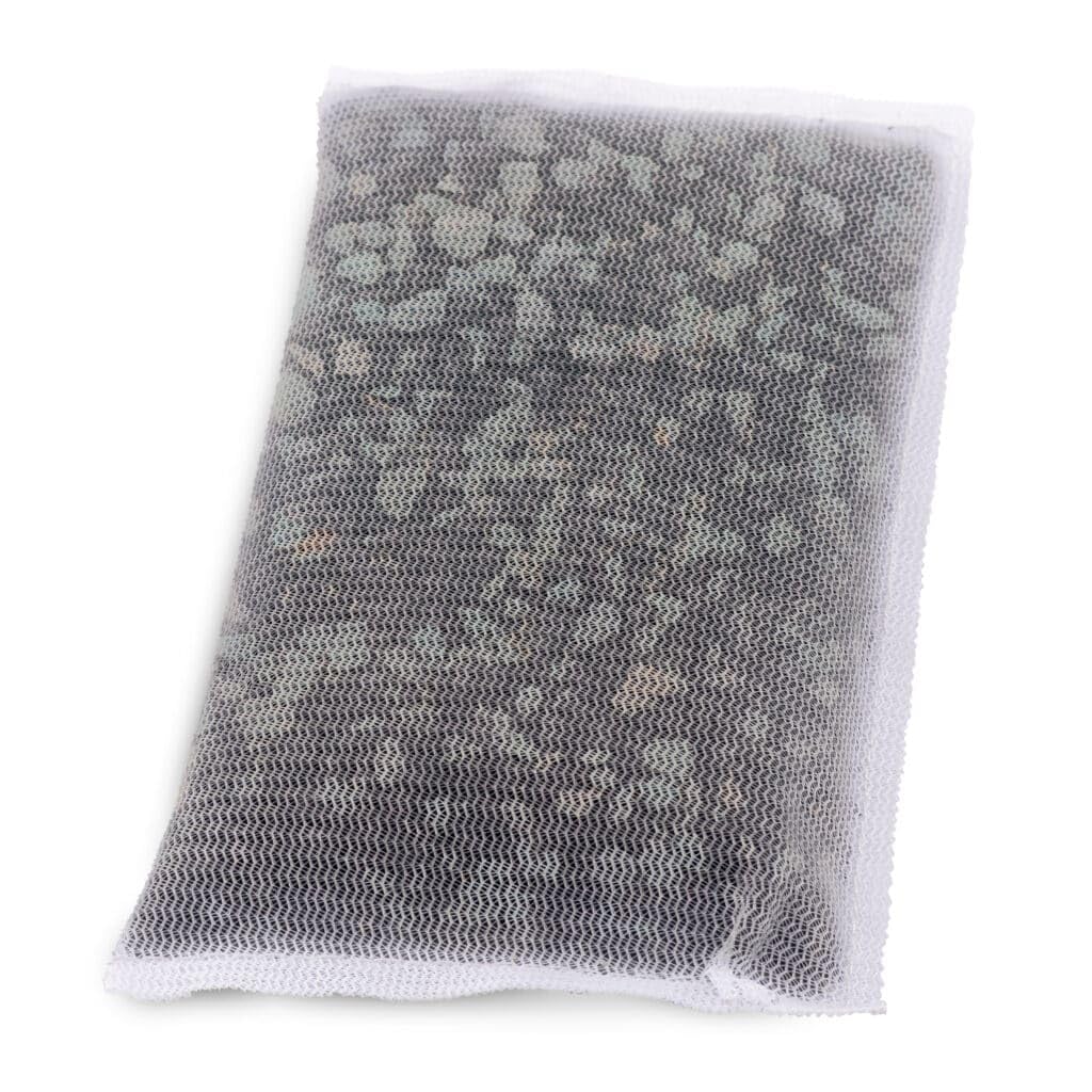 Mezcla de Zeo con zeolita y carbón para agua más limpia en acuarios Fluval.
