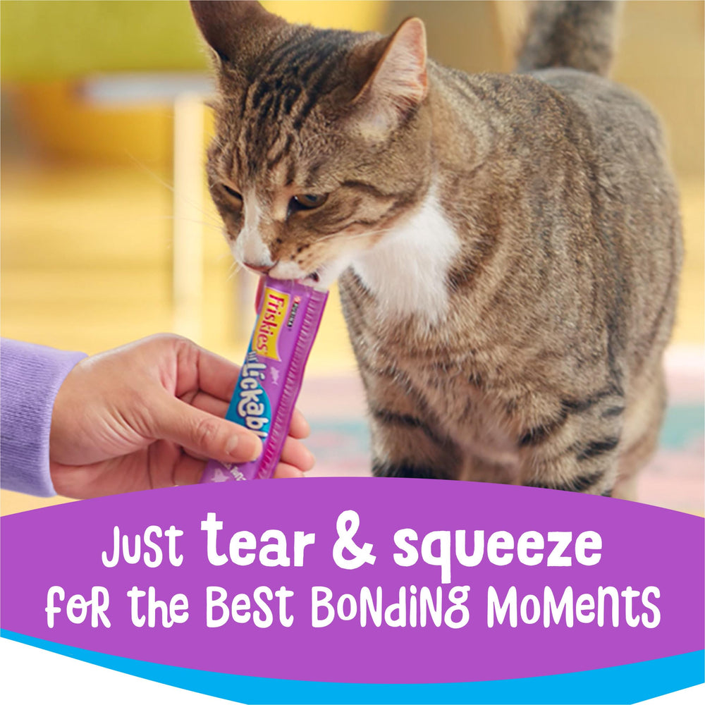 Friskies Lil’ Lickables, merienda rápida en tubo para gatos