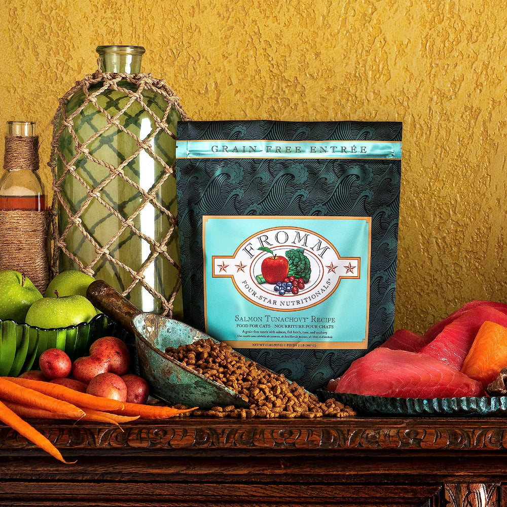 Fromm Four-Star Salmon Tunachovy, alto aprovechamiento de nutrientes para gatos activos.