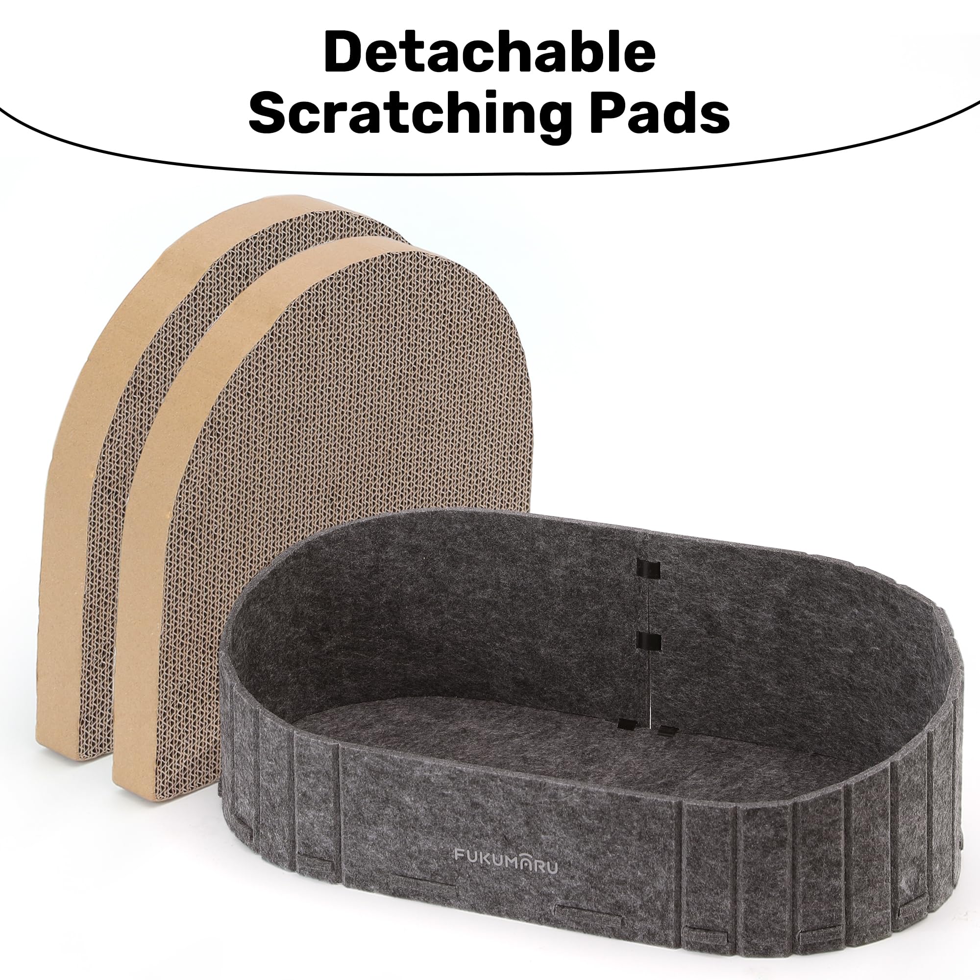 Mueble para gatos compacto de FUKUMARU, ideal junto al sofá.