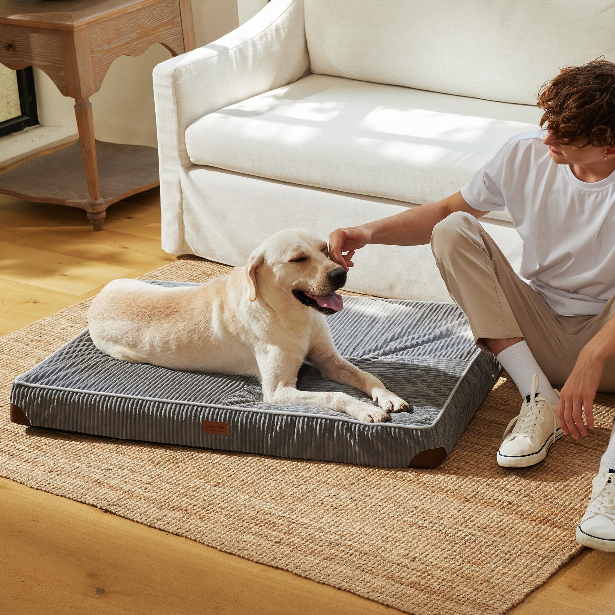 Uso versátil como cama en jaula o en casa para perro XL.