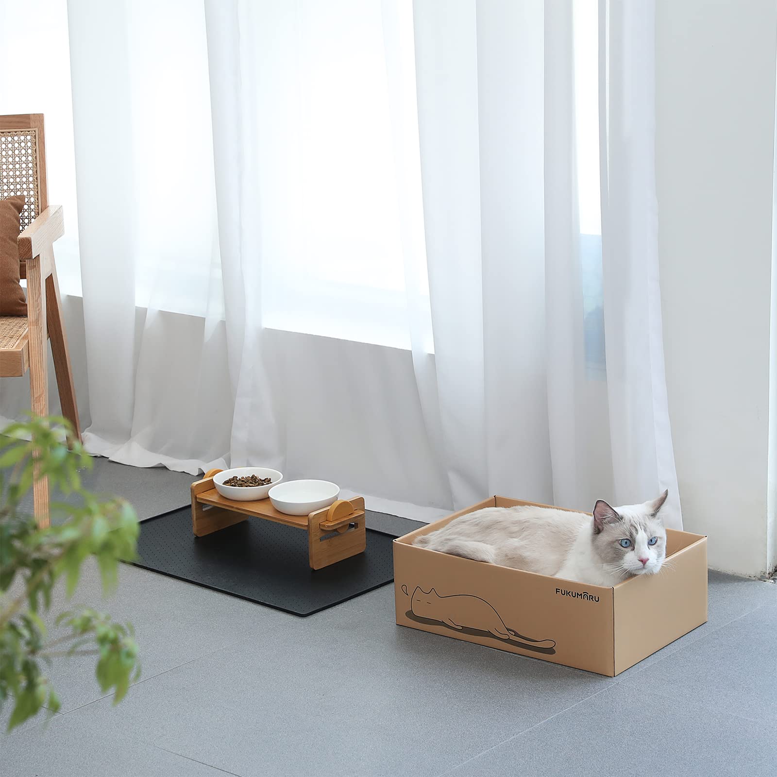 Zona de juego y descanso FUKUMARU para gatos en casa