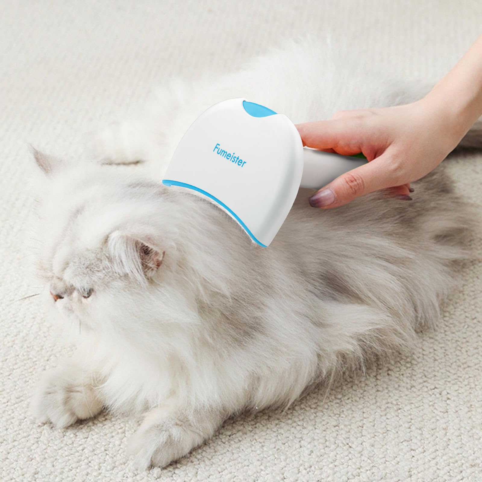 Fumeister suitable for dogs and cats with various coat lengths.