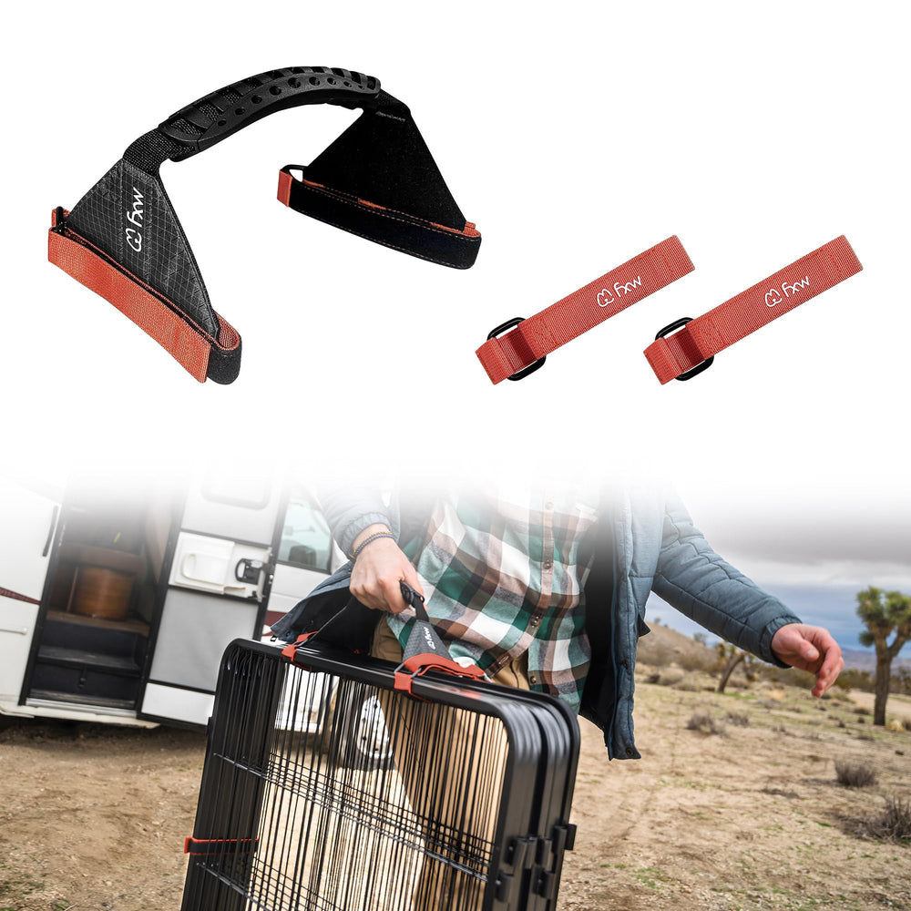 FXW Easy-Carry Straps transporta la jaula naranja entre vehículo recreativo y camping con facilidad.