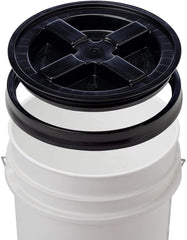 Gamma2 Gamma Seal de 7 galones presenta sellado confiable.