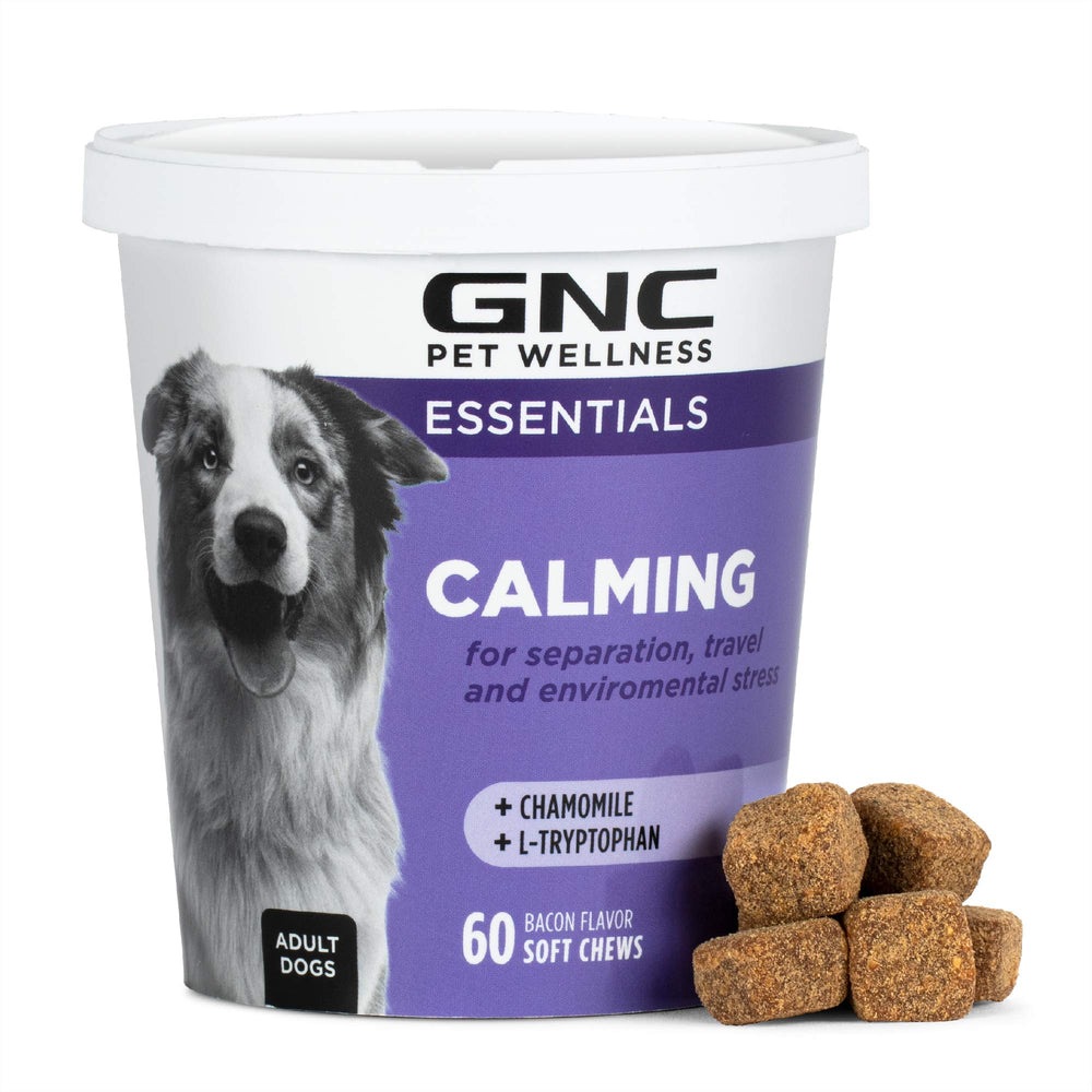 GNC Pets Essentials: botella de masticables suaves con sabor a tocino para perros calmantes