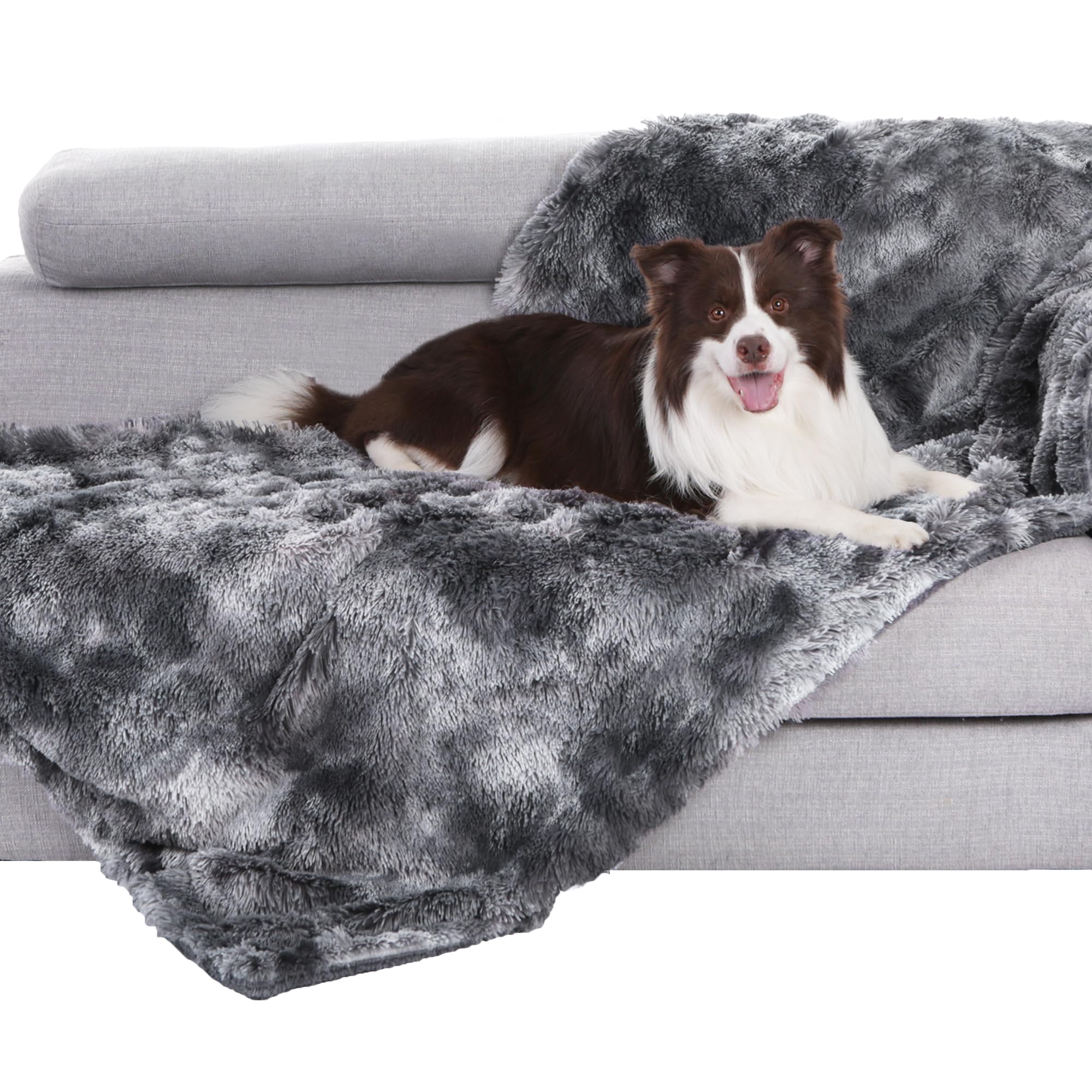 Manta impermeable de gogobunny para sofá, protege muebles y mantiene cómodo al perro.