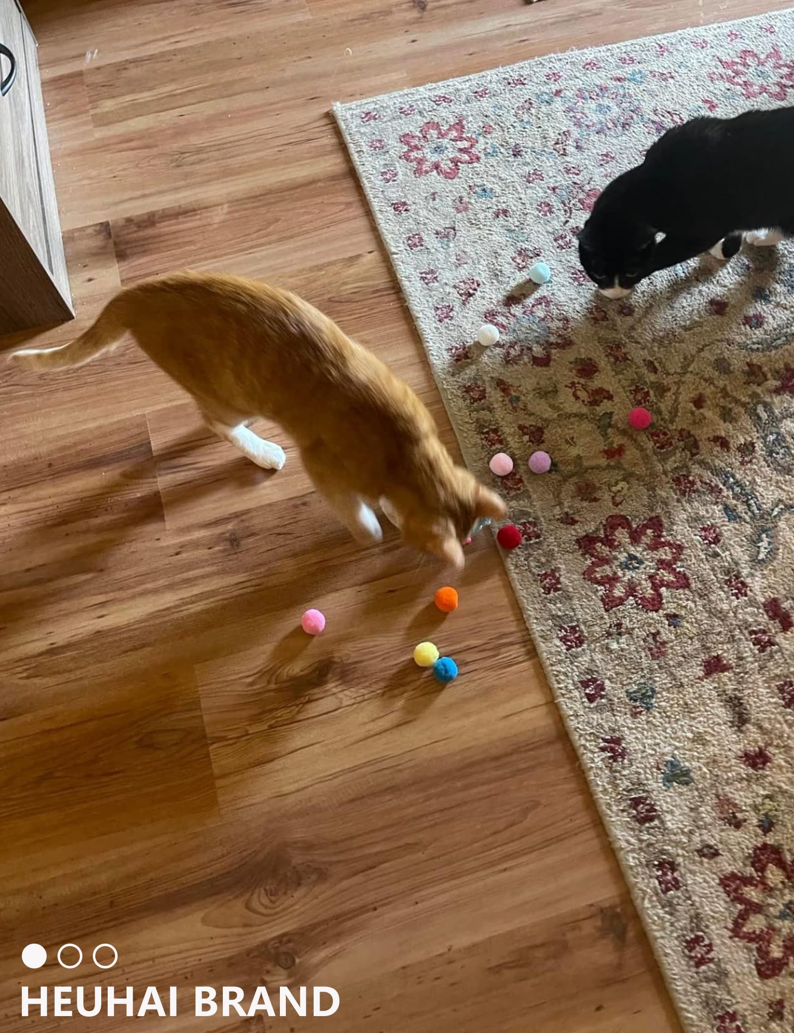 HEUHAI bolas para gatos rosas: juego seguro para felinos pequeños.