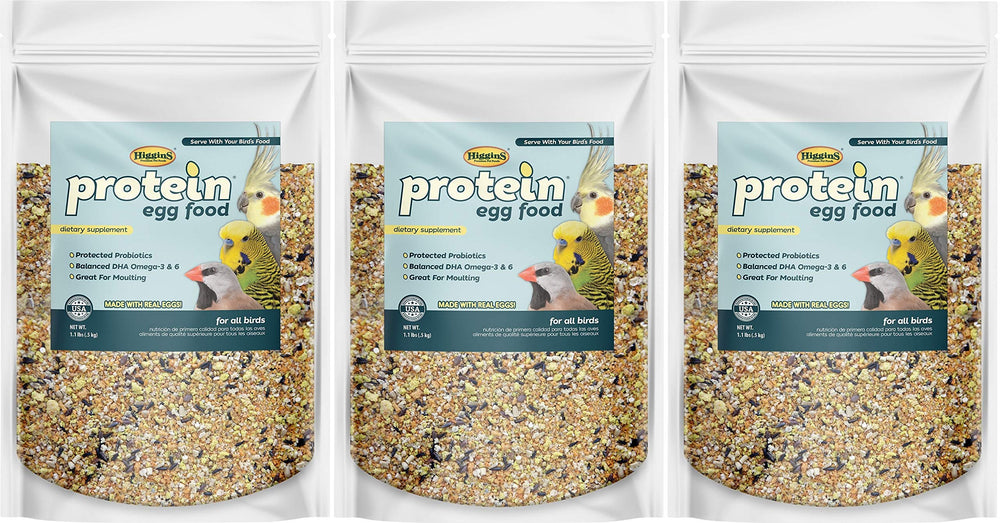 Higgins Alimento Proteico para Aves en envase tres unidades, aporta proteína para el crecimiento.