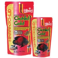 Hikari Cichlid Gold Medium, porción ideal para alimentar diariamente sin ensuciar.