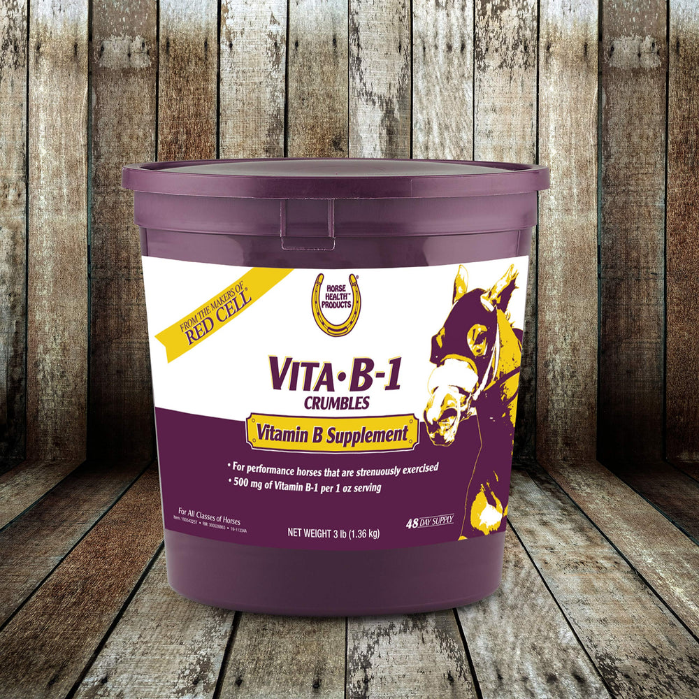 Horse Health Vita B-1 Crumbles en saco, soporte nutricional para caballos activos.