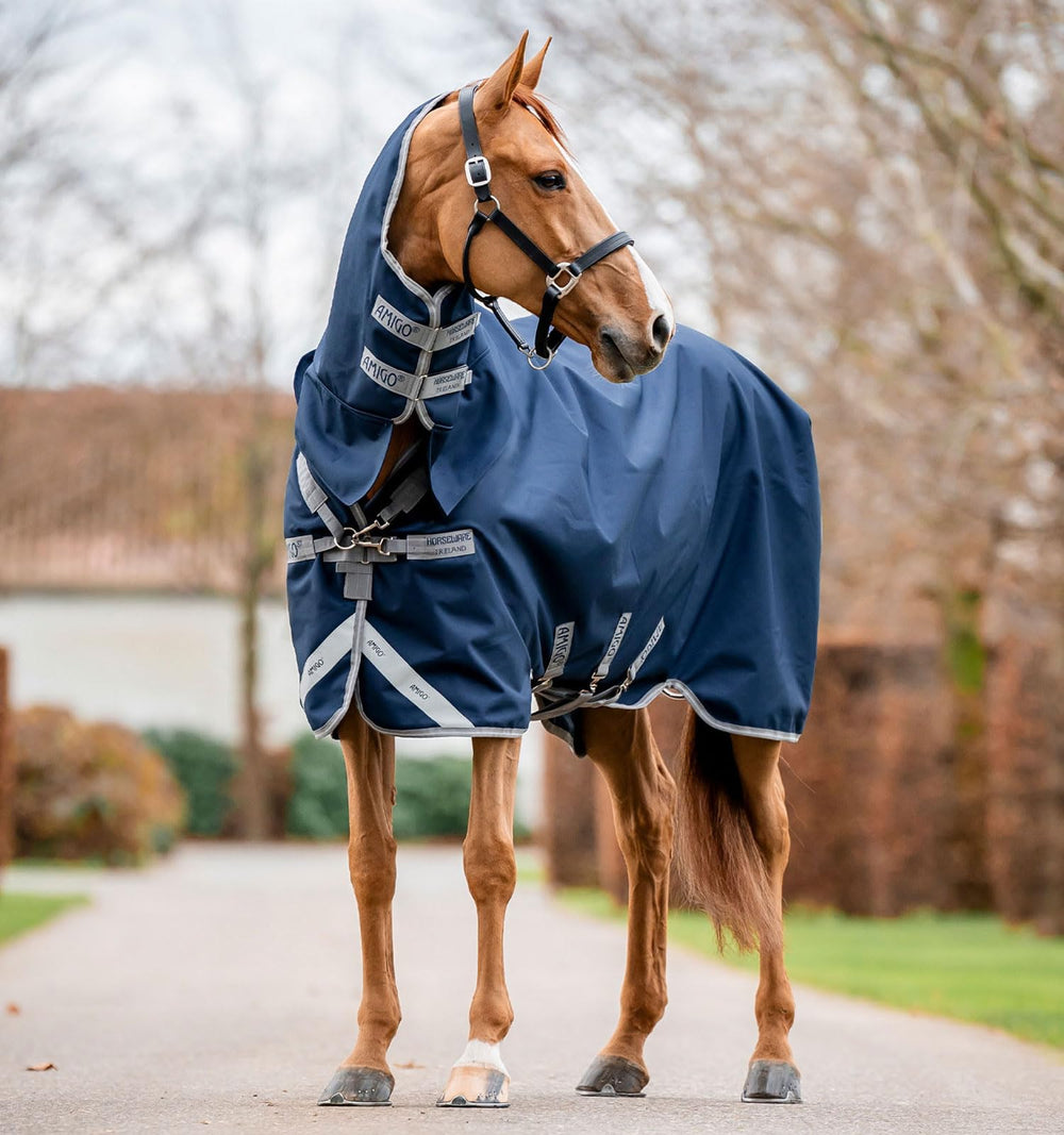 Horseware Amigo 1200D capucha integrada para mayor protección y ajuste cómodo.