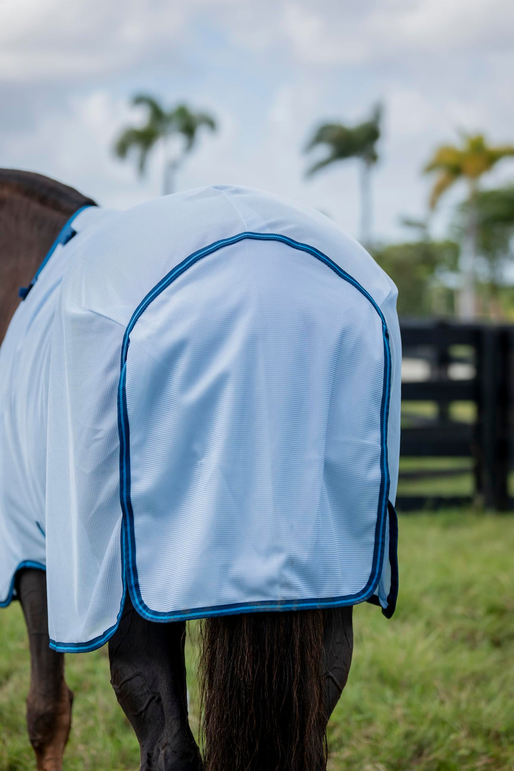 Horseware Amigo Bug Rug Plus cierre frontal recto para ajuste sencillo.