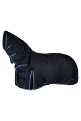 Manta HORZE Glasgow con cuello integrado para cobertura total.
