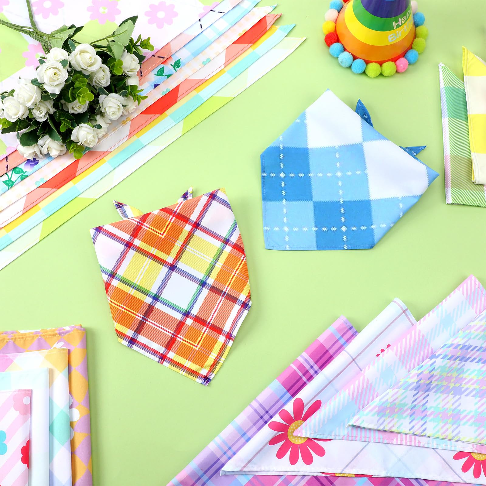 Bandanas Huhumy de diseño triangular plegado para un ajuste cómodo.