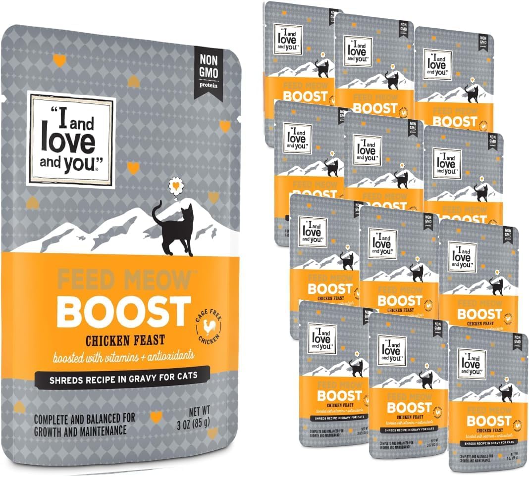 I AND LOVE AND YOU Feed Meow Boost pollo desmenuzado en salsa, textura jugosa para gatos.