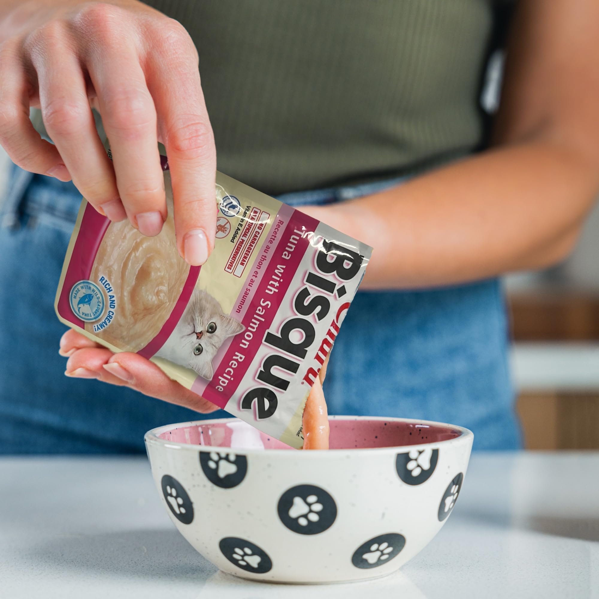 INABA Churu Bisque sabor atún y salmón, ideal como snack húmedo.