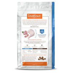 Comida para gato sin granos con pavo real como proteína principal.