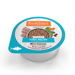 Instinct Original Atún con salsa y verduras, sabor sabroso para felinos exigentes.