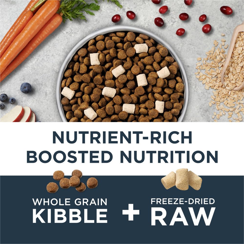 Croquetas crujientes de Instinct Raw Boost Light para textura atractiva.