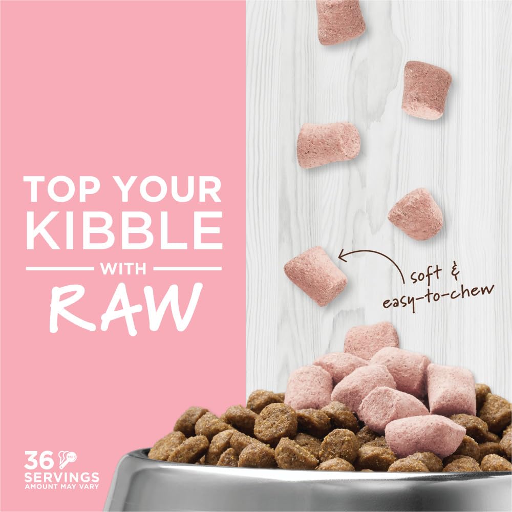 Instinct Raw Boost con aceite de salmón: apoyo a la piel y pelaje saludable.