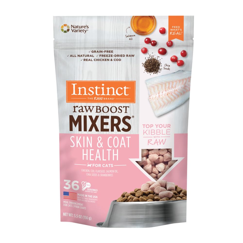 Instinct Raw Boost con pollo real: complemento crujiente para mayor sabor en la comida.
