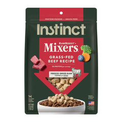 Instinct RawBoost: envase frontal muestra la mezcla para perros y su sabor natural