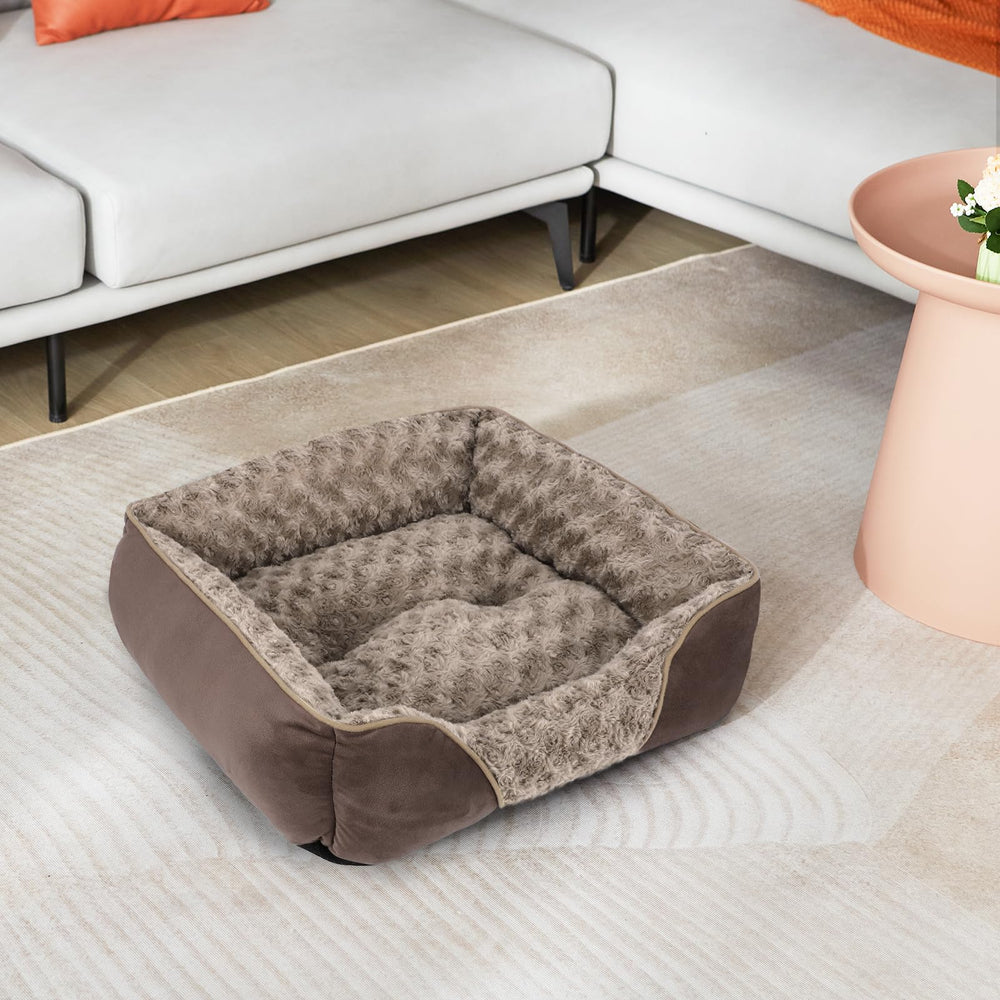 Cama INVENHO funda peluche rosa para noches reconfortantes.