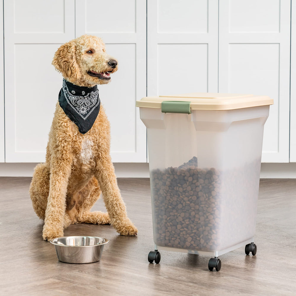 IRIS contenedor libre de BPA para alimentación de mascotas.