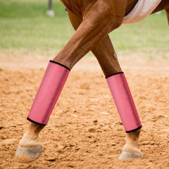 La bota Jexine con ajuste sencillo ofrece fijación estable para caballos.