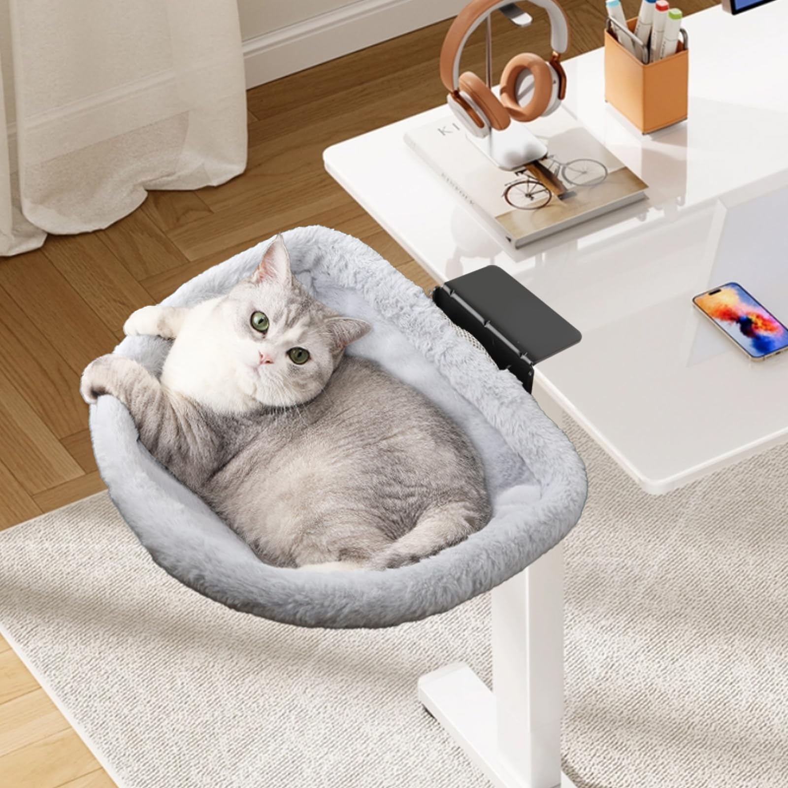 Capacidad de peso de 40 libras para la cama de gato JinxZap.