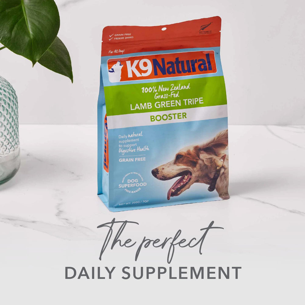 K9 Natural Topper en paquete de 200 g, práctico para medir.