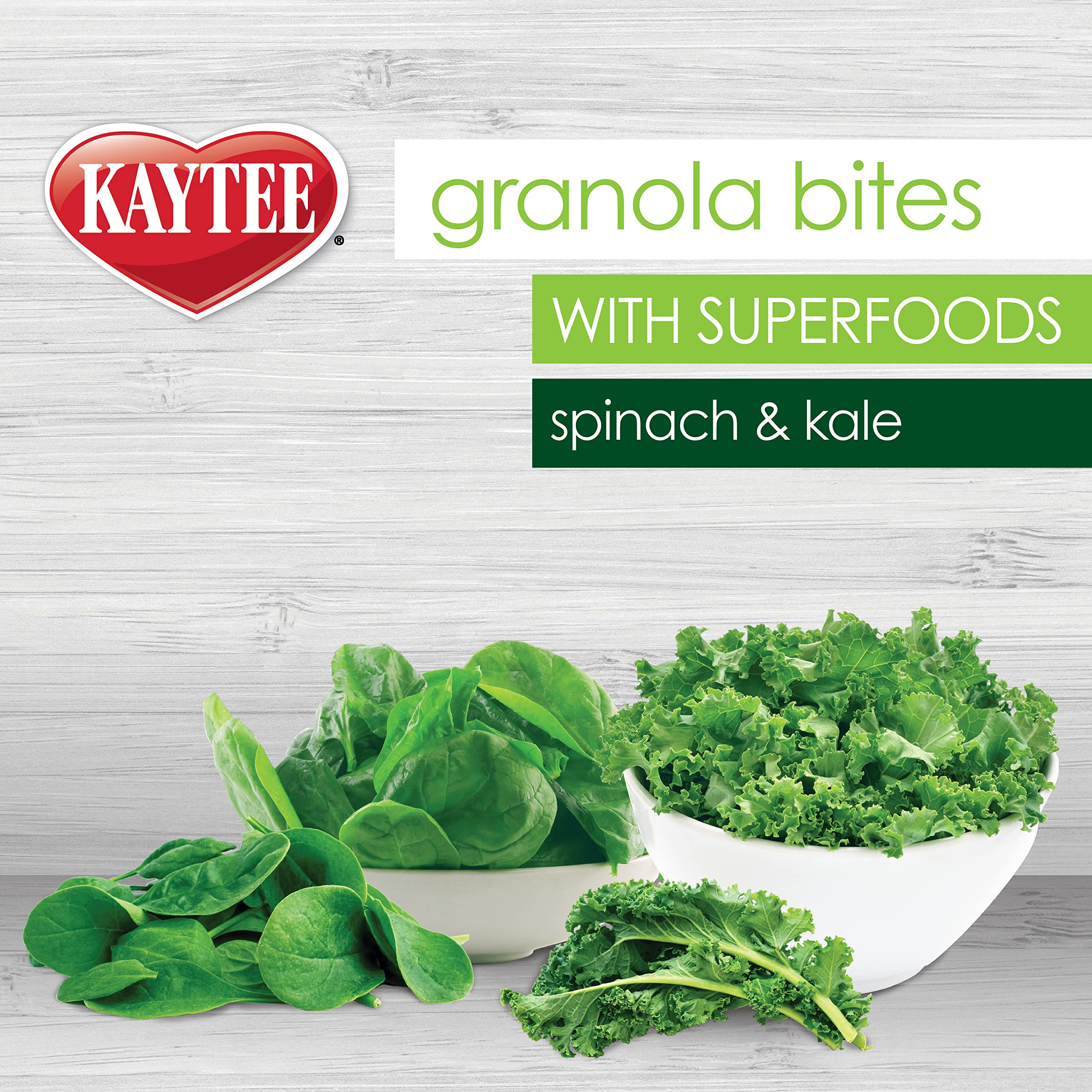Kaytee bocaditos de granola, textura crujiente y sabores naturales para aves.