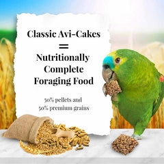 LAFEBER'S Avi-Cakes pellets crujientes para loros con textura atractiva.