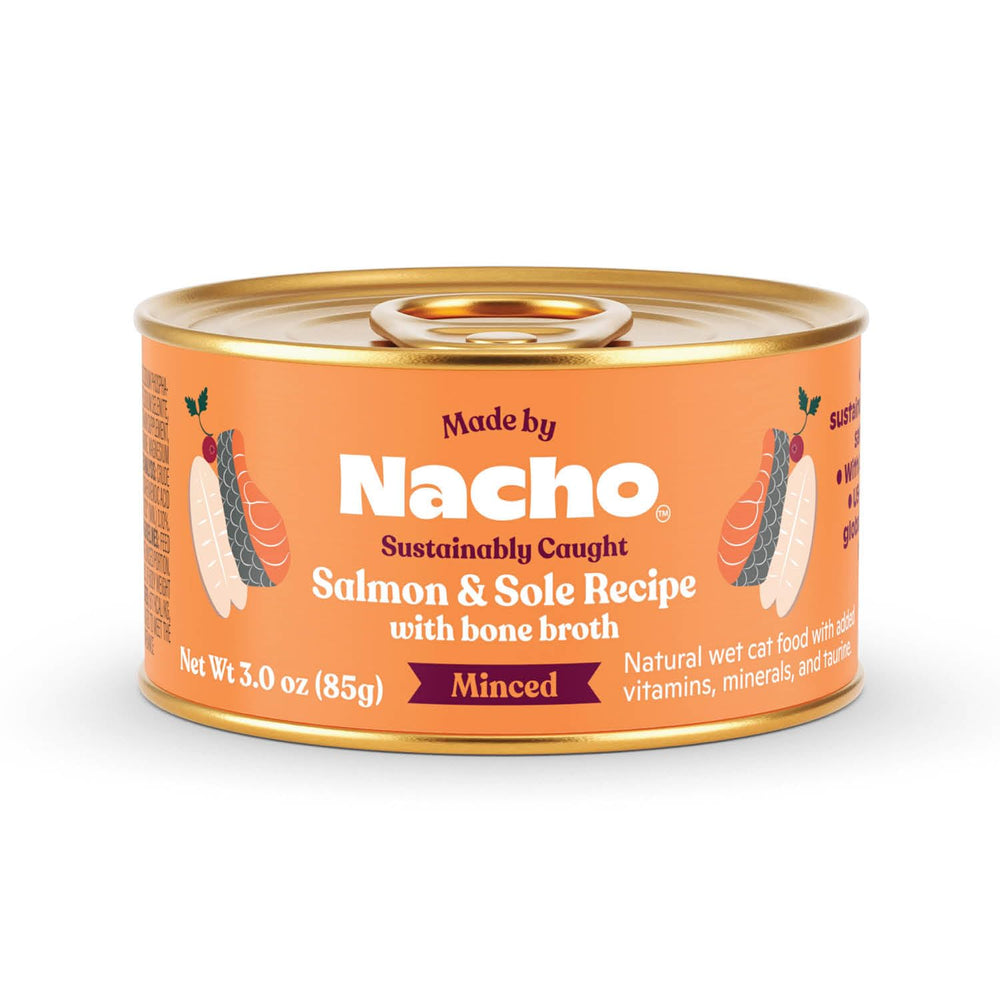 Made by Nacho salmón-lenguado paté en lata, textura cremosa para gatos.