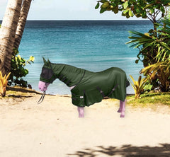 Saco Majestic Ally para caballo con cuello y mascara protegiendo de moscas