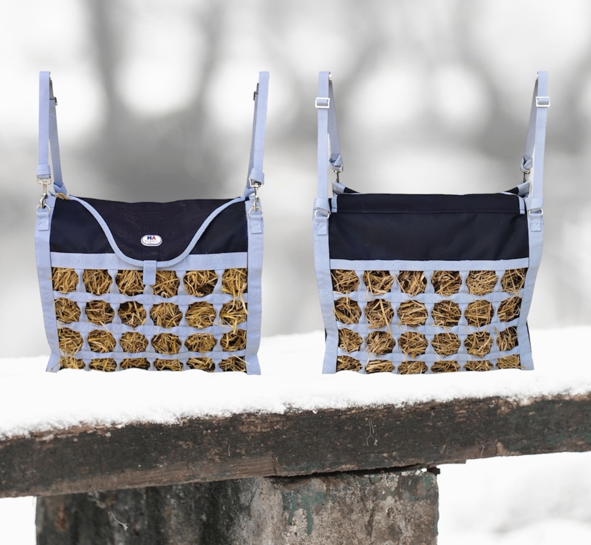 Majestic Ally disponible en gris y negro: color para combinar con su establo.