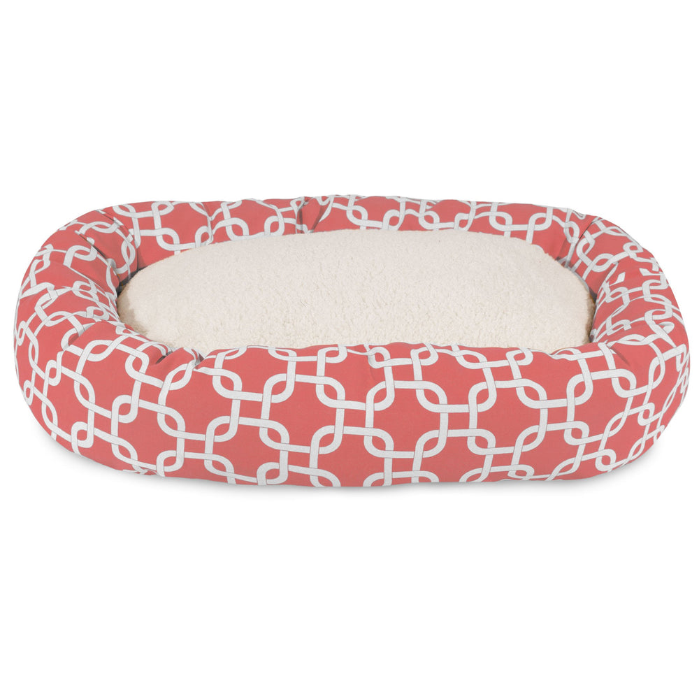 Majestic Pet Cama donut Sherpa, detalle suave que abraza al perro al dormir.