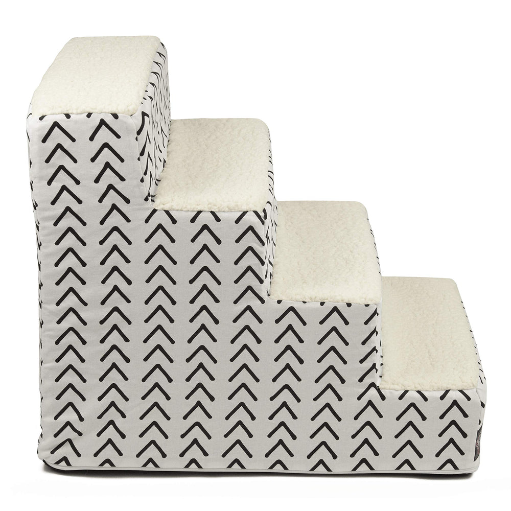 Majestic Pet con cubierta sherpa suave para subir con comodidad.