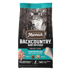 Croquetas sin granos de Merrick Backcountry con ingredientes clave.