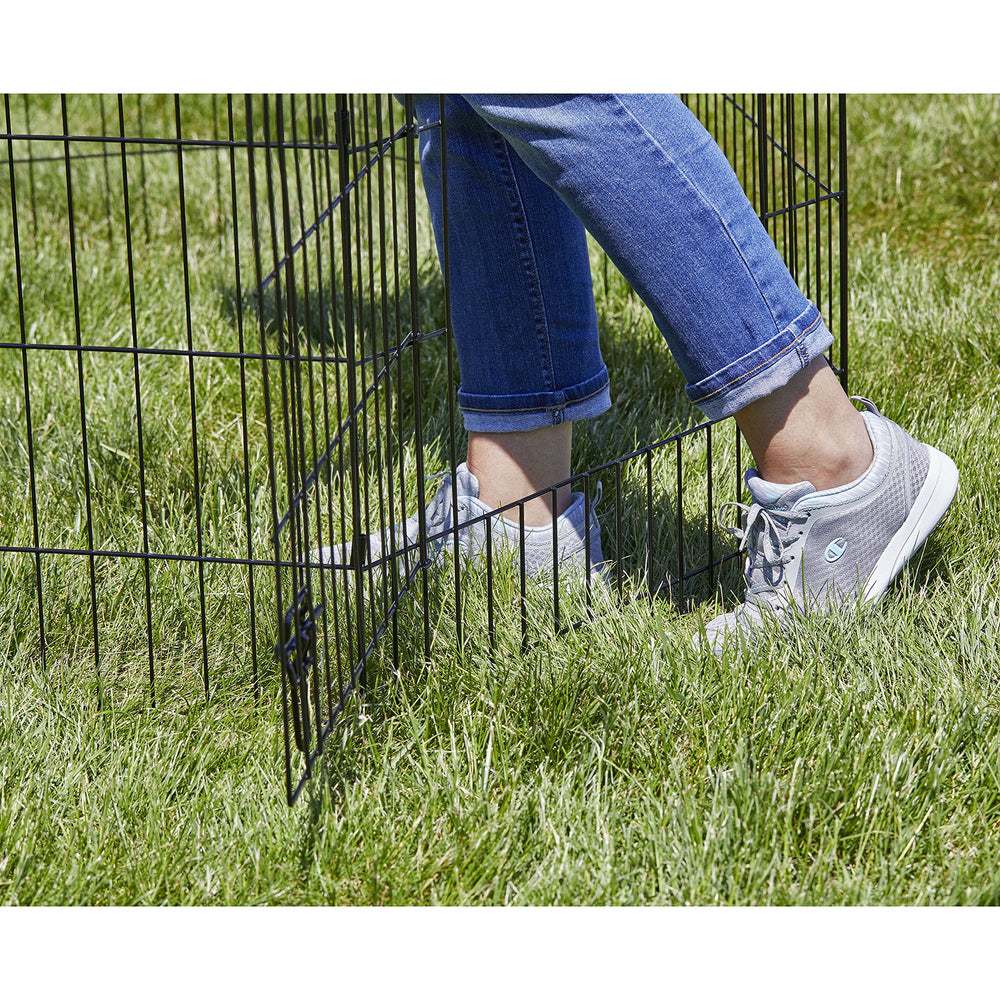 MidWest Homes for Pets uso interior y exterior para máxima versatilidad